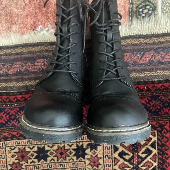 Olivia Miller heeled boots - Picture 10 of 11